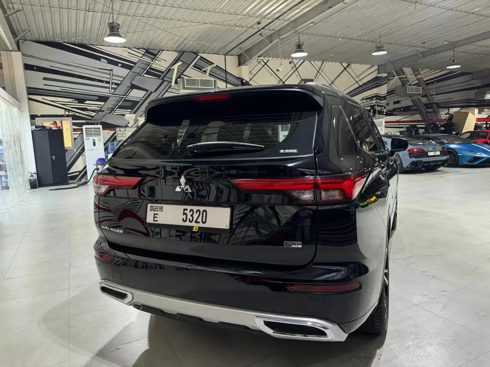 Car image 6