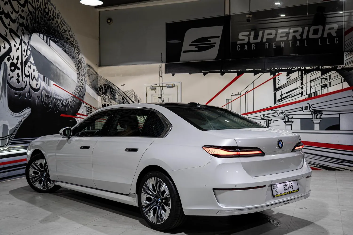 Car image 9