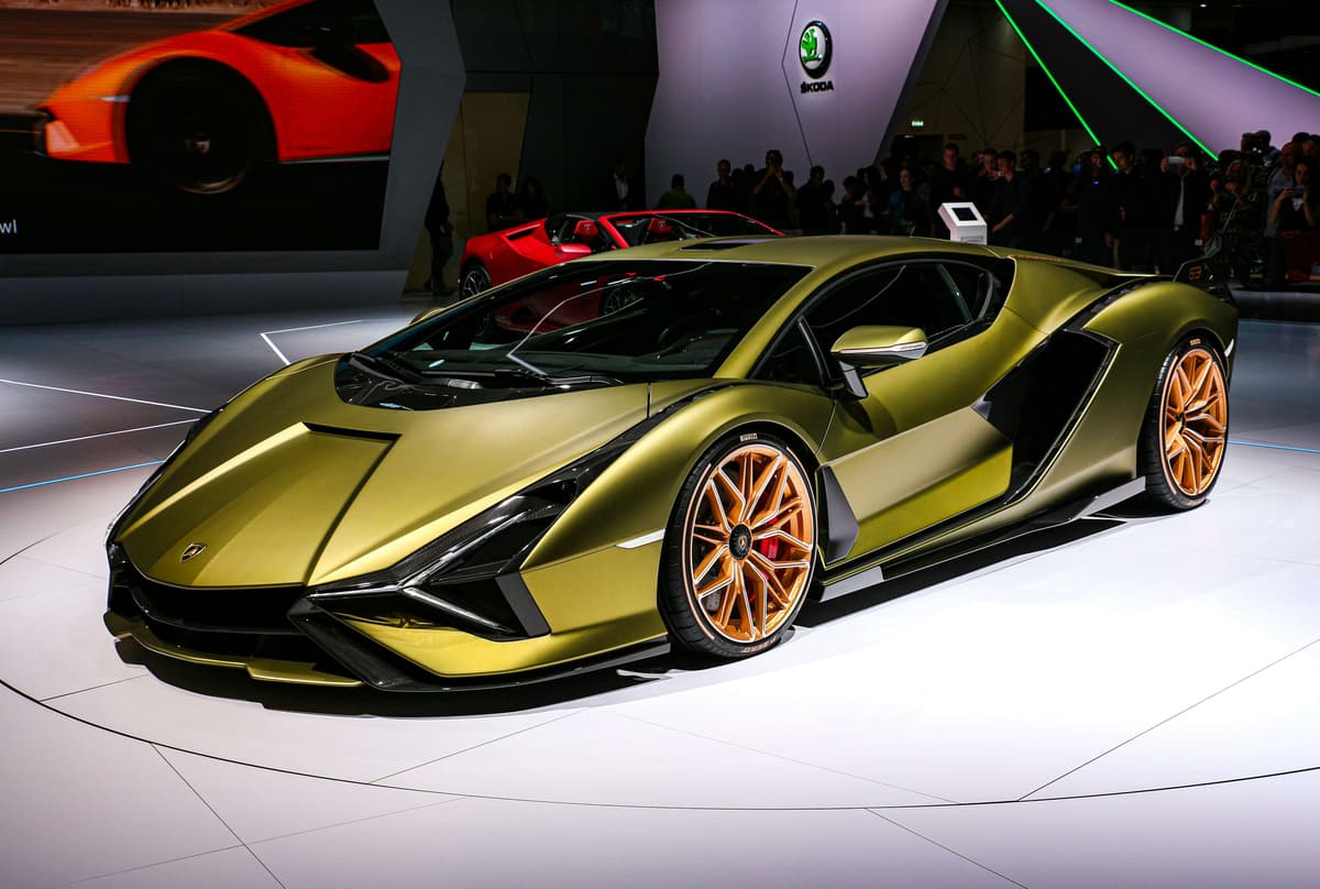 The Engineering of Emotion - Why Every Supercar Feels Different to Drive