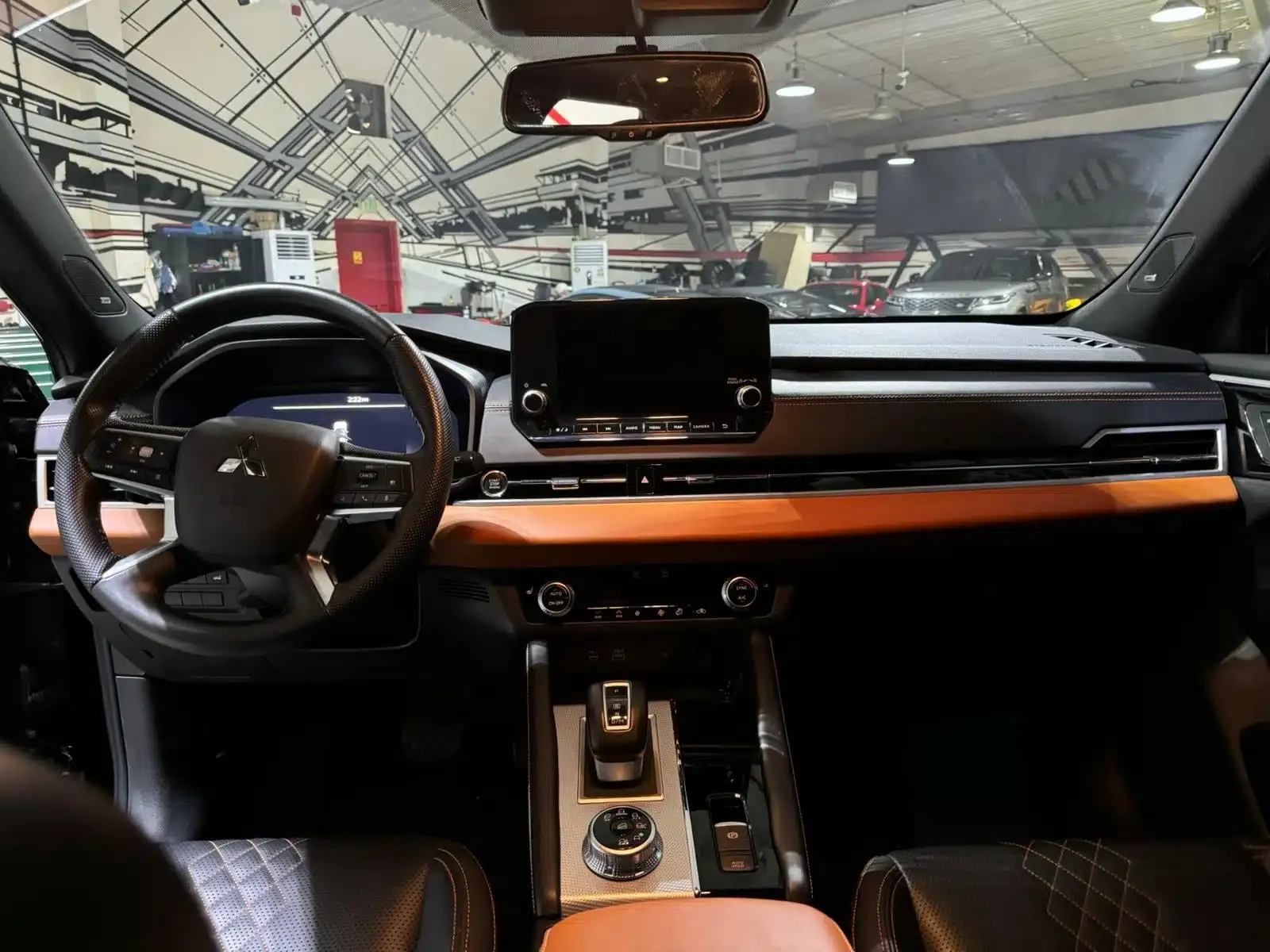 Car image 5