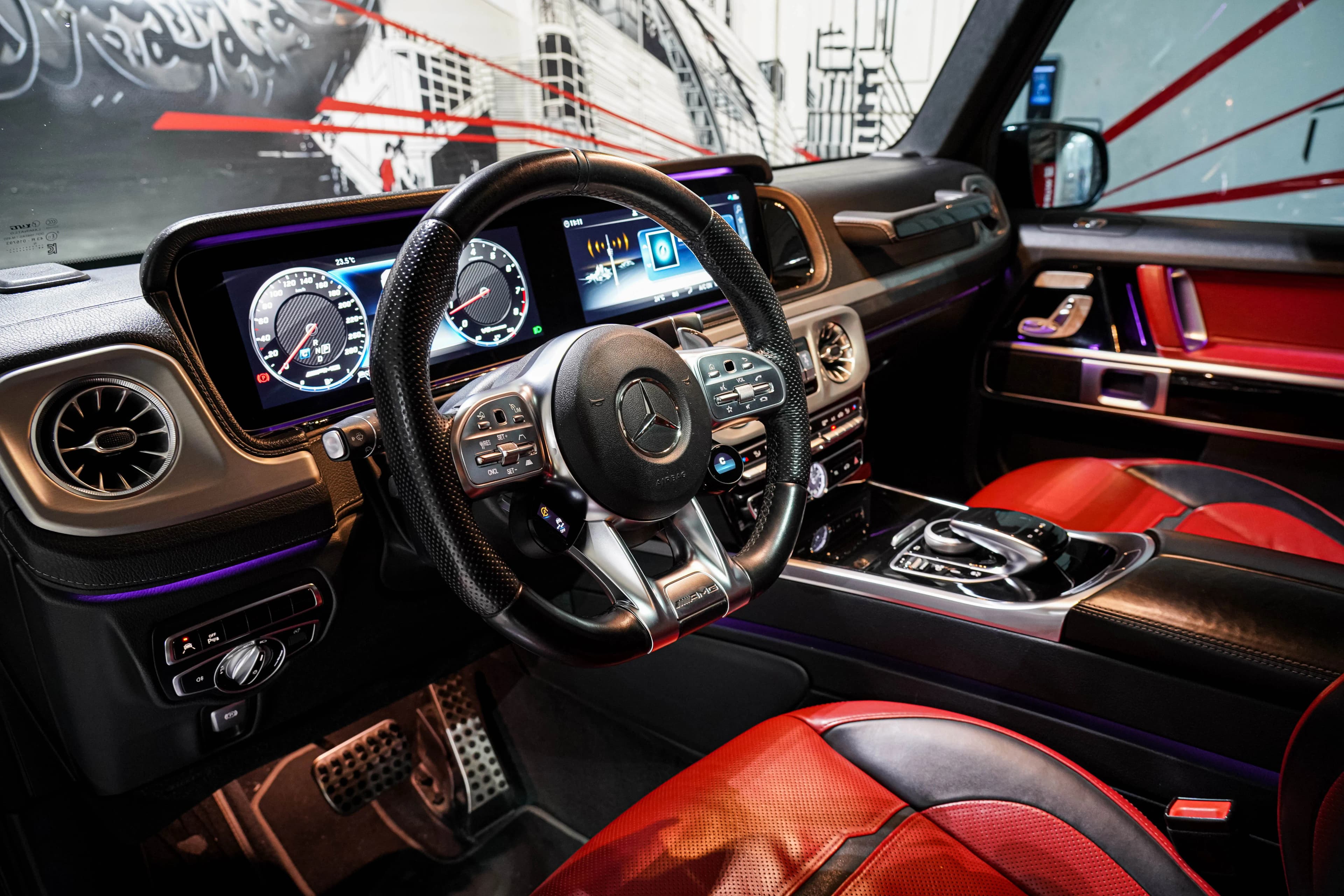 Car image 3