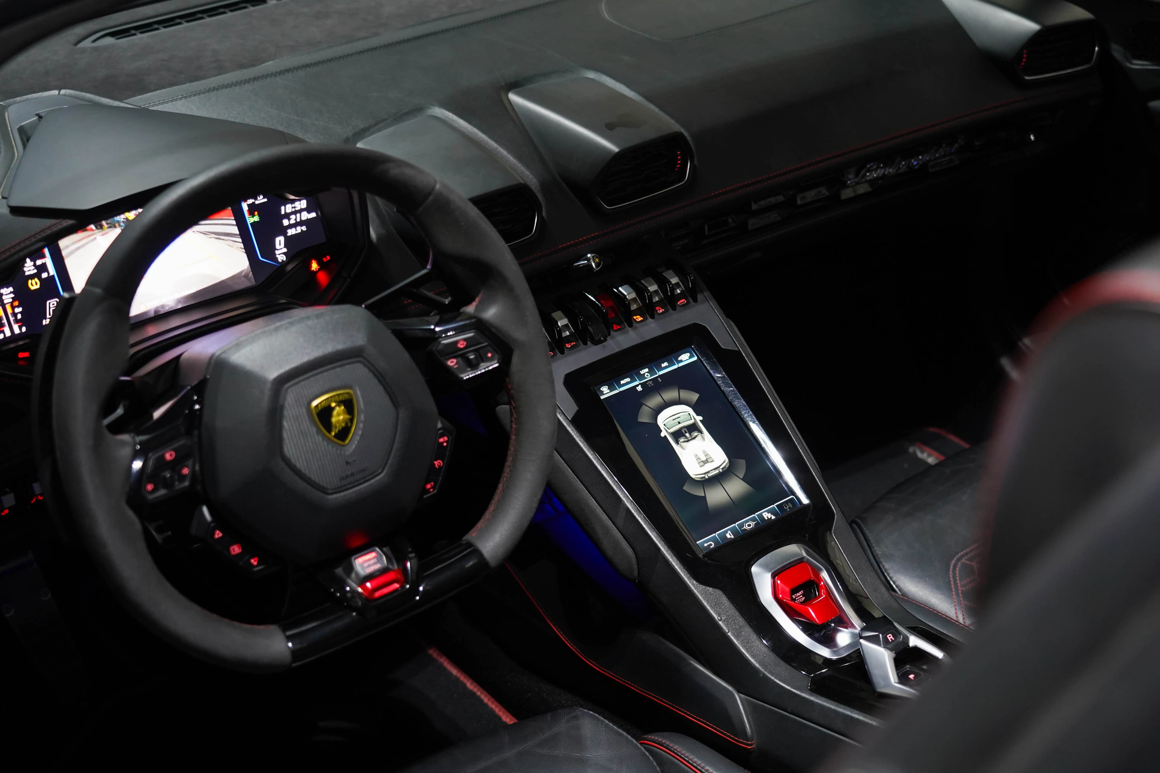 Car image 5
